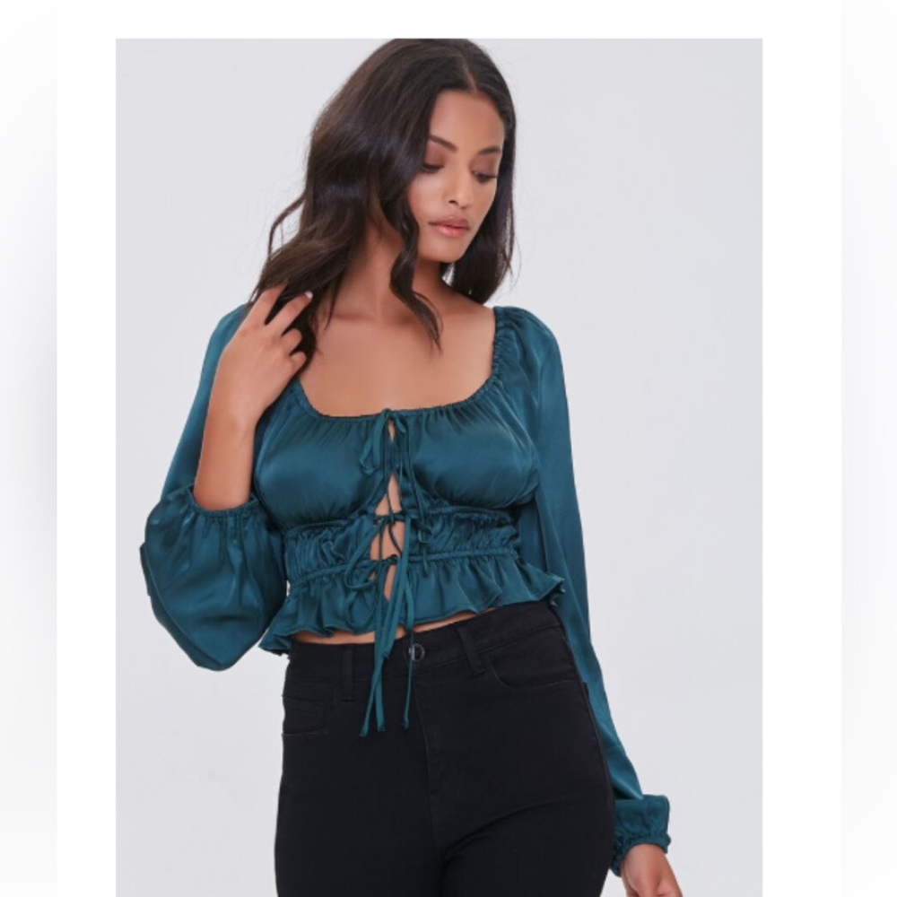 Green cropped Forever 21 top, never worn